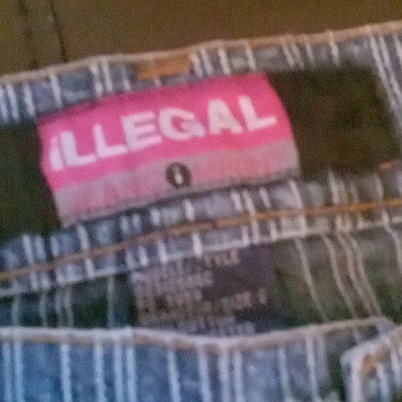 Knee knockers - Picture 4 of 6